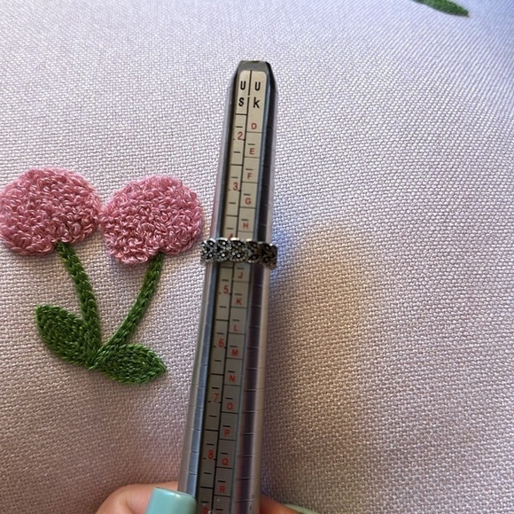 Vintage silver ring size 4 - Picture 2 of 2